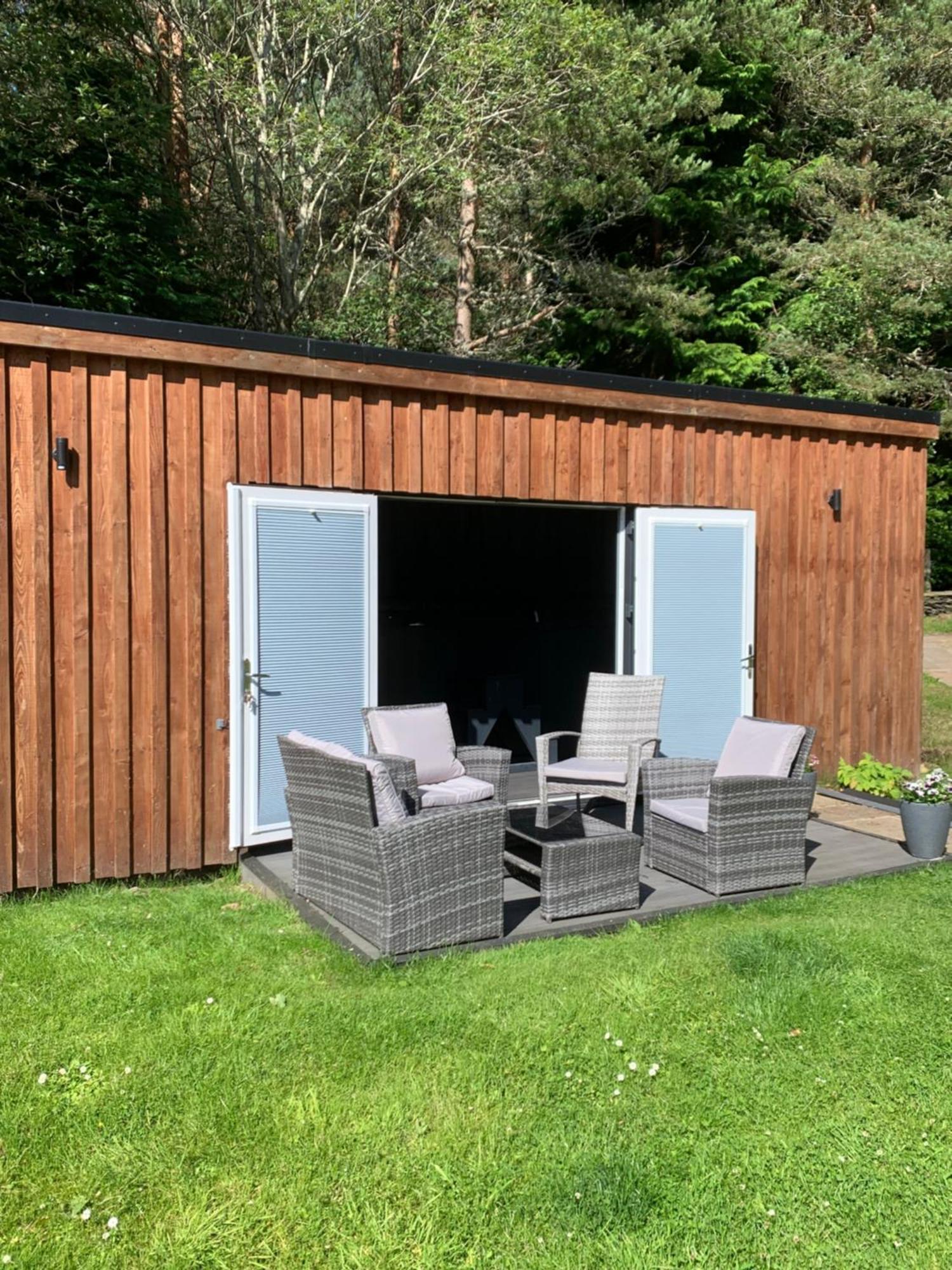 Amazing Cottage With Private Indoor Swim Pool And Hot Tub Grantown-on-Spey Экстерьер фото