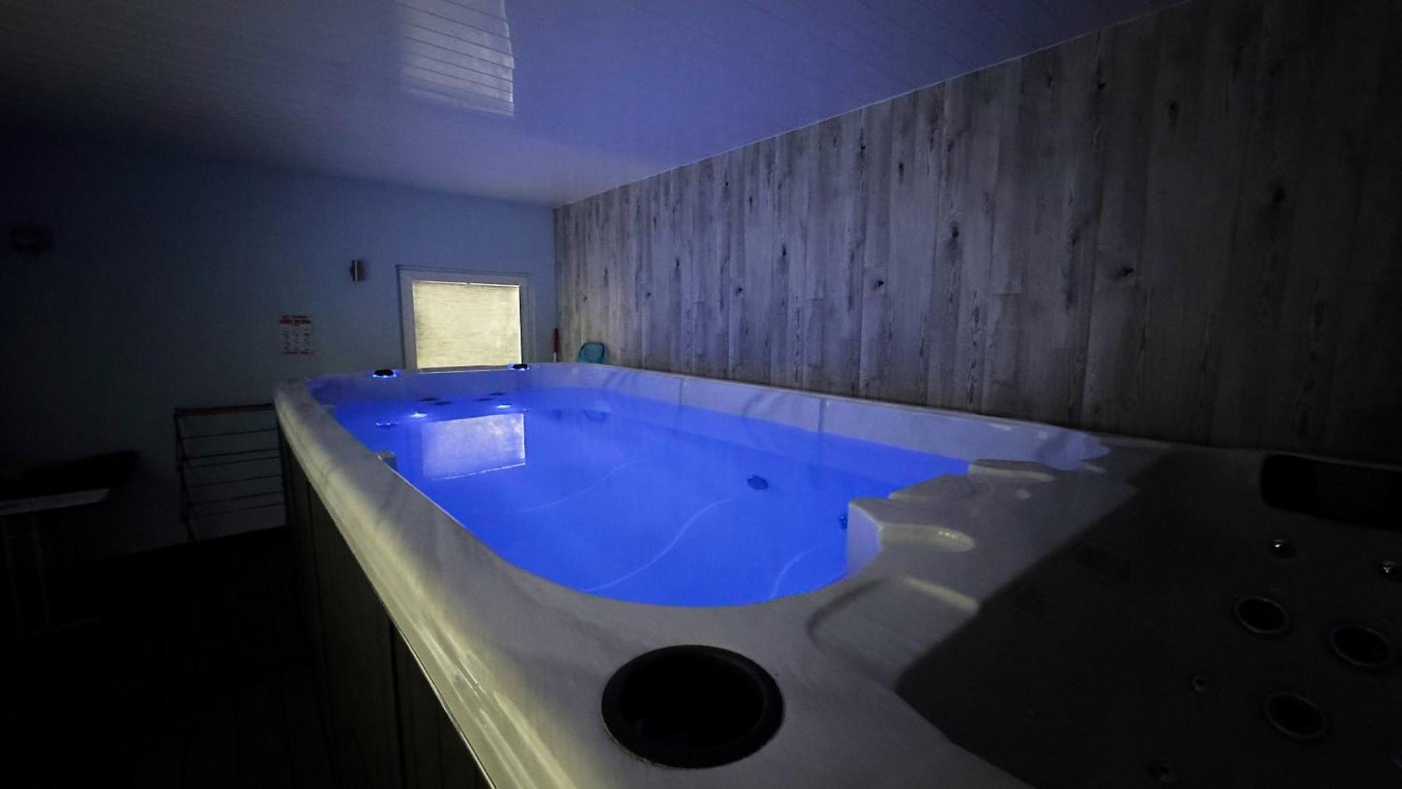 Amazing Cottage With Private Indoor Swim Pool And Hot Tub Grantown-on-Spey Экстерьер фото